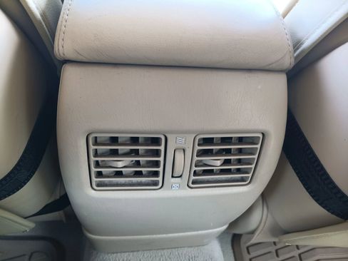 Used 2005 Lexus ES 330 FWD image 24