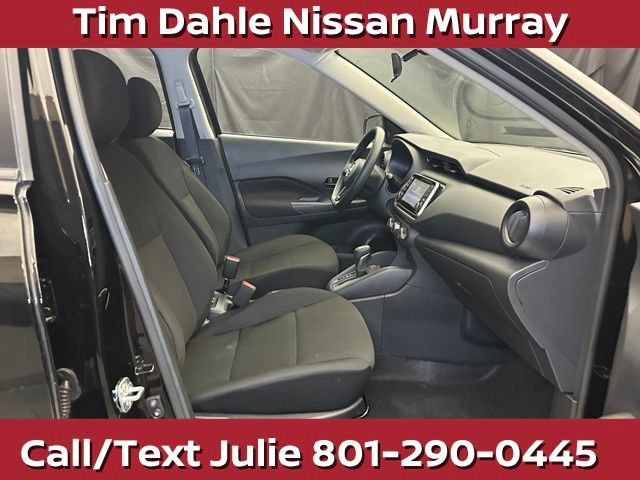 Used 2025 Nissan Kicks Play S FWD image 15