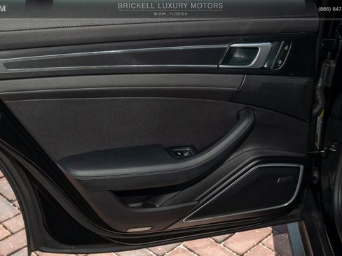 Used 2022 Porsche Panamera Platinum Edition RWD image 18