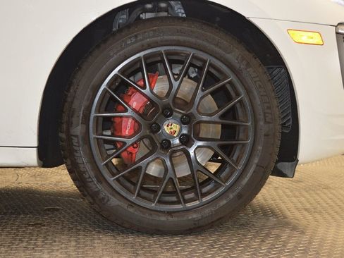 Certified 2017 Porsche Macan GTS image 16