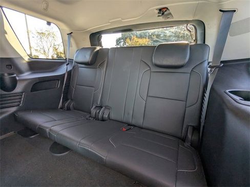 Used 2017 GMC Yukon SLT w/ Open Road Package image 15