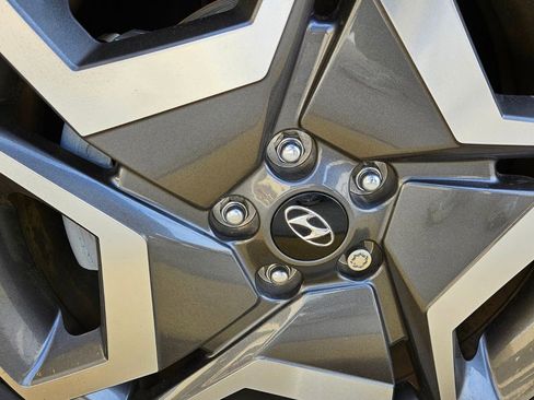 Used 2024 Hyundai Palisade SEL w/ Premium Package image 7