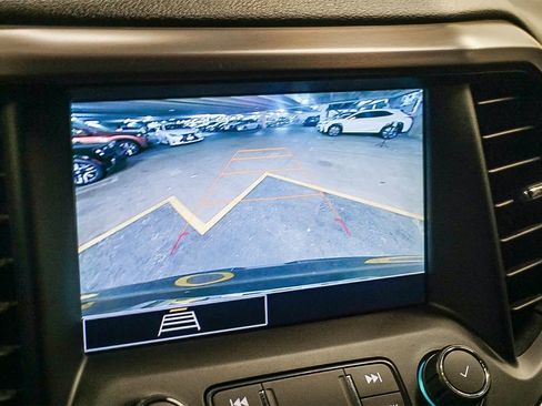 Used 2020 GMC Acadia AT4 image 23