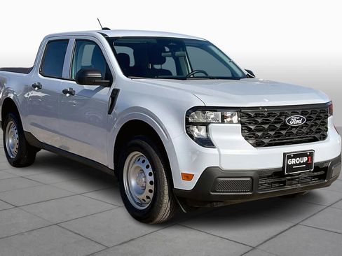 New 2025 Ford Maverick XL w/ Equipment Group 102A image 2