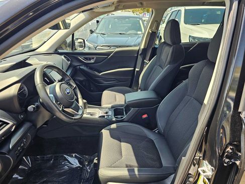 Certified 2023 Subaru Forester Premium AWD/4WD image 20