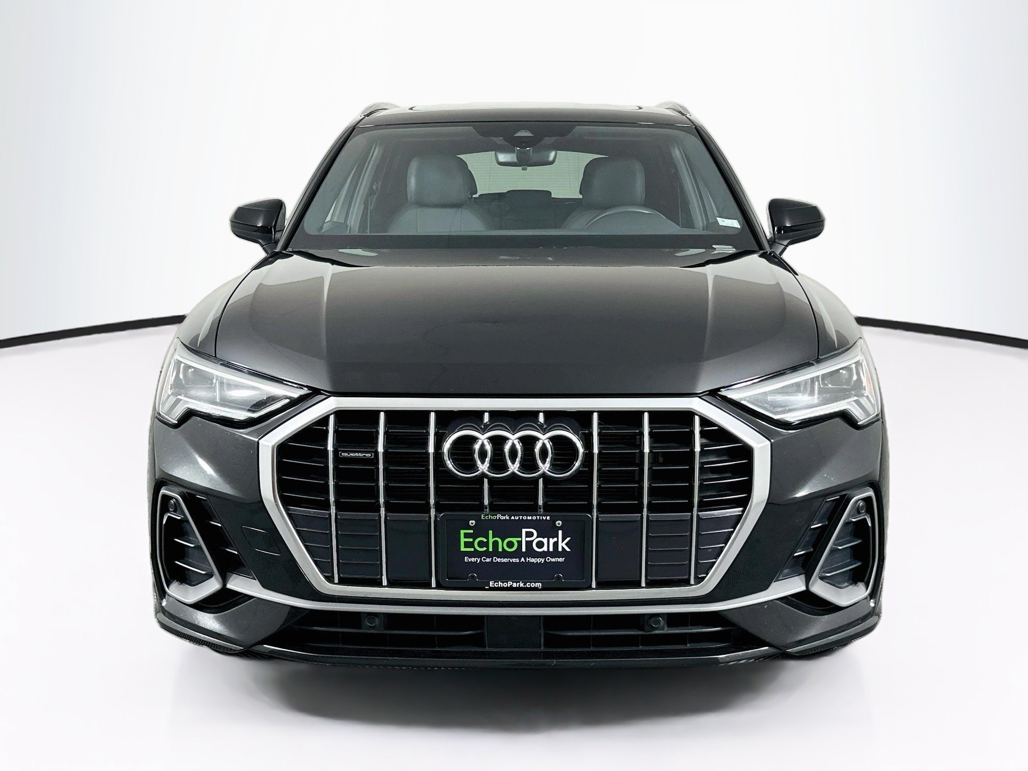 Used 2025 Audi Q3 2.0T Premium AWD/4WD image 2