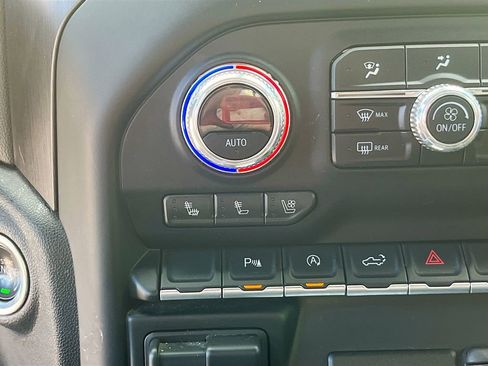 Used 2019 GMC Sierra 1500 AT4 w/ AT4 Premium Package image 21