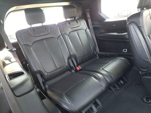 Used 2024 Jeep Grand Cherokee L Limited w/ Luxury Tech Group II image 56