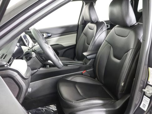 Used 2024 Jeep Compass Limited AWD/4WD image 27