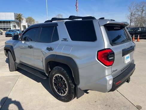 Used 2025 Toyota 4Runner TRD Off-Road AWD/4WD image 5