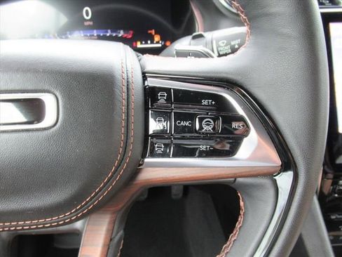 Used 2023 Jeep Grand Cherokee L Summit w/ Advanced Protech Group IV AWD/4WD image 24