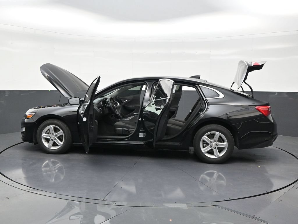 Used 2024 Chevrolet Malibu LS FWD image 29