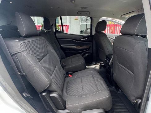 Used 2018 GMC Acadia SLE FWD image 26