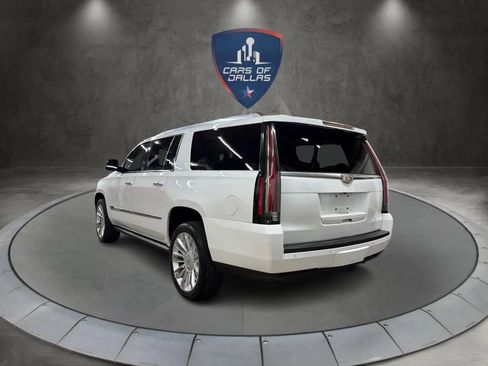 Used 2016 Cadillac Escalade ESV Platinum AWD/4WD image 3