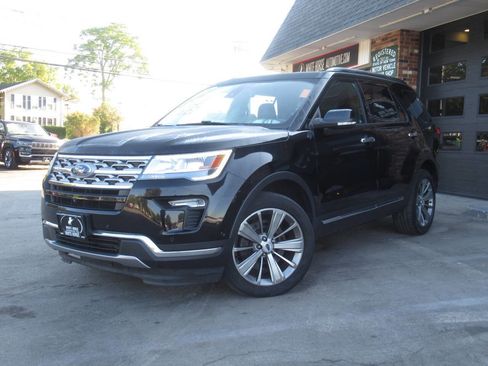 Used 2018 Ford Explorer Limited w/ Equipment Group 301A image 32