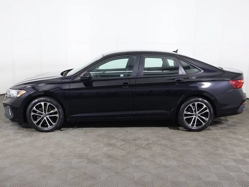 Used 2024 Volkswagen Jetta Sport FWD image 17