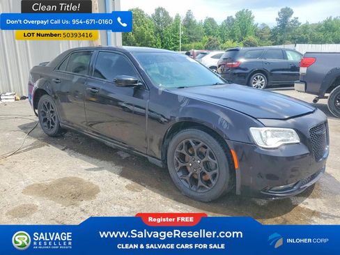Used 2019 Chrysler 300 S AWD/4WD image 5