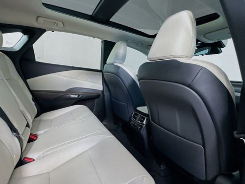 Used 2024 Lexus RX 350 350h Luxury w/ Convenience Package image 30