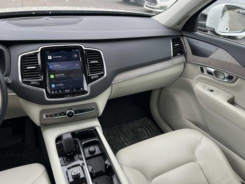 Used 2023 Volvo XC90 B6 Plus w/ Protection Package Premier image 15