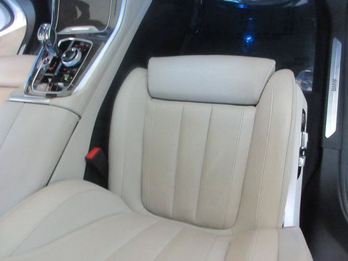 Used 2022 BMW X5 xDrive45e AWD/4WD image 31