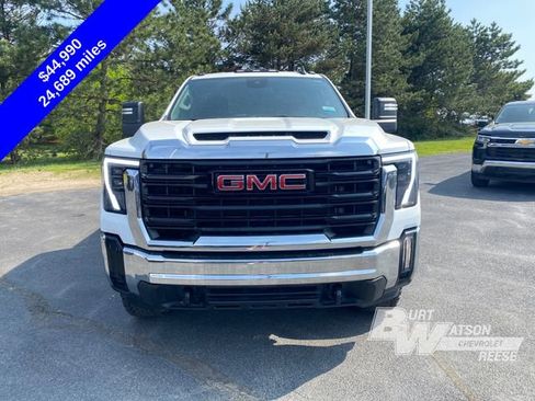 Used 2024 GMC Sierra 2500 Pro w/ Convenience Package AWD/4WD image 13