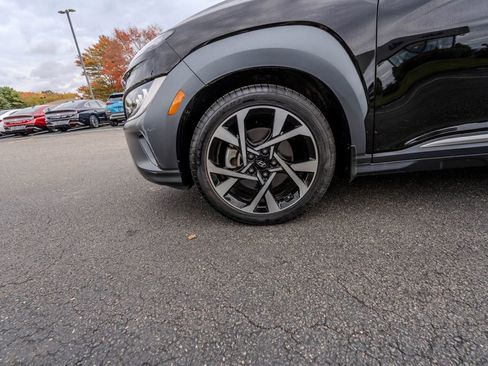 Used 2023 Hyundai Kona Limited image 9