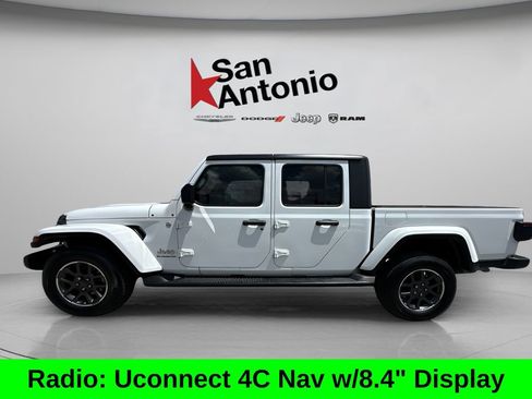 Used 2021 Jeep Gladiator Overland AWD/4WD image 9