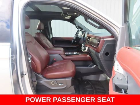 Used 2023 Ford Expedition Limited AWD/4WD image 27