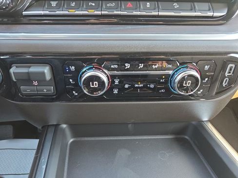 New 2026 GMC Sierra 2500 SLT w/ Texas SLT Premium Package AWD/4WD image 22