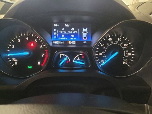 Used 2018 Ford Escape SE image 23