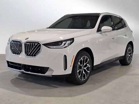 New 2026 BMW X3 xDrive30 w/ Premium Package image 7