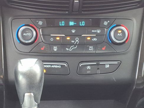 Used 2017 Ford Escape Titanium AWD/4WD image 7