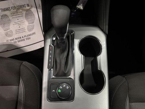 Used 2025 Chevrolet Blazer LT image 15