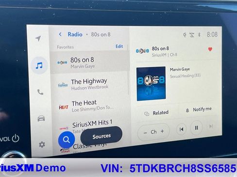 Certified 2025 Toyota Highlander XLE image 30