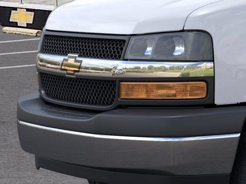 New 2026 Chevrolet Express 3500 w/ Power Convenience Package RWD image 13