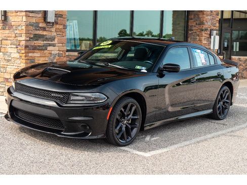 Used 2021 Dodge Charger R/T w/ Blacktop Package RWD image 7