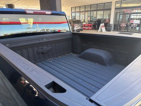 Used 2021 Chevrolet Silverado 1500 Custom image 6