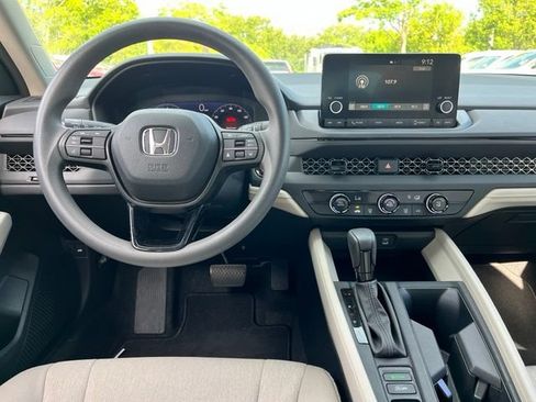 Used 2023 Honda Accord LX image 7