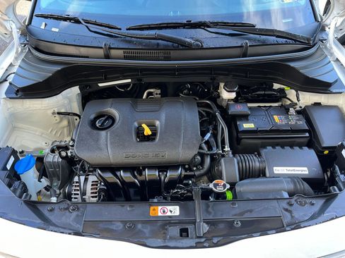 Used 2025 Kia Soul LX w/ LX Technology Package image 28