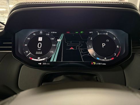 Used 2023 Land Rover Range Rover Sport SE Dynamic image 10