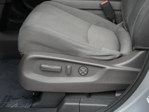 Used 2021 Honda Odyssey EX image 17