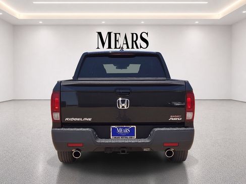 Used 2023 Honda Ridgeline Sport image 4
