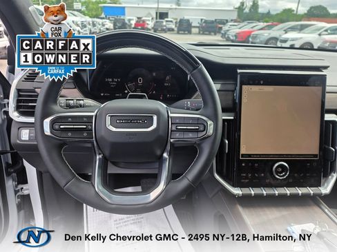 Certified 2026 GMC Acadia Denali Ultimate AWD/4WD image 4