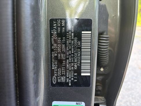 Used 2026 Hyundai Elantra Sport FWD image 28