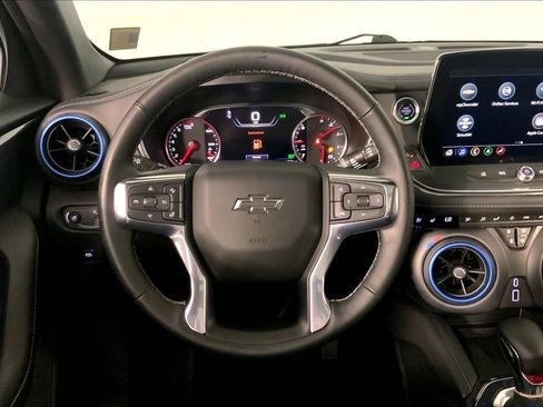Used 2025 Chevrolet Blazer RS w/ Driver Confidence II Package AWD/4WD image 5