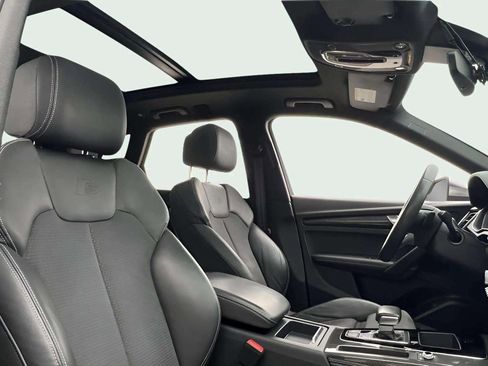 Used 2022 Audi SQ5 Premium Plus w/ Premium Plus Package image 24