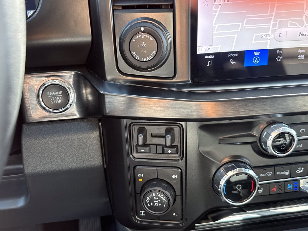 Used 2026 Ford F250 Lariat w/ Tremor Off-Road Package AWD/4WD image 27