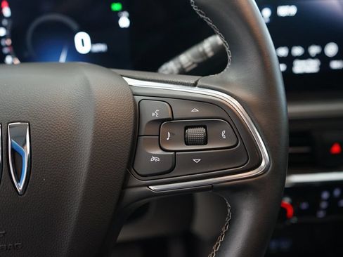 Used 2025 Buick Encore GX Preferred FWD image 30