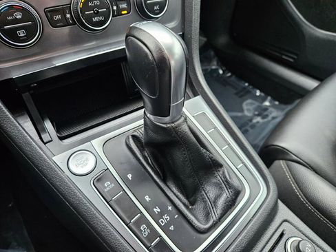 Used 2017 Volkswagen Golf Alltrack SE image 6