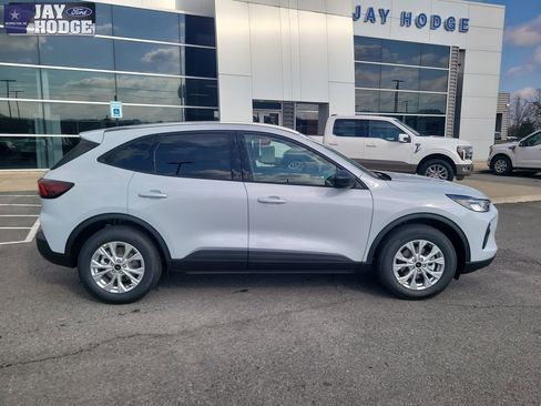 New 2026 Ford Escape Active image 2